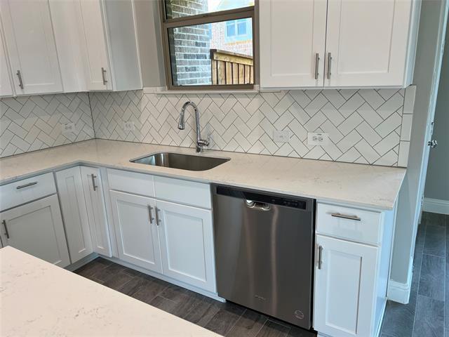 Building Photo - 521 Sequoia St