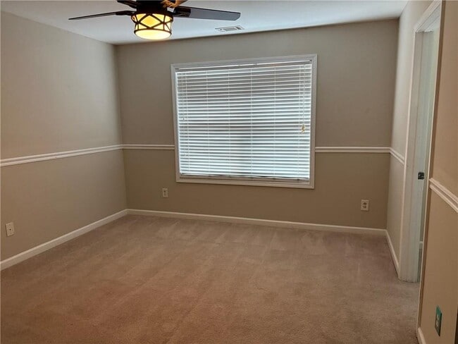 Building Photo - 1448 Autumn Wood Trail