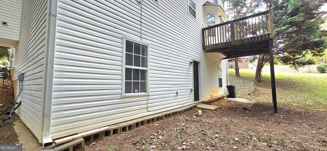 Building Photo - 610 James Ridge Dr