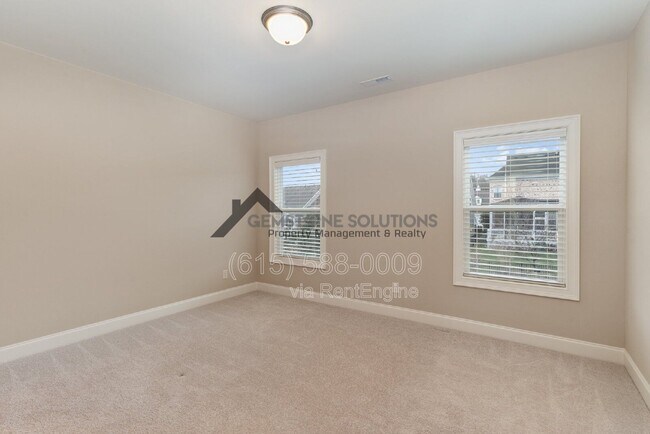 Building Photo - 130 Hobbs Dr