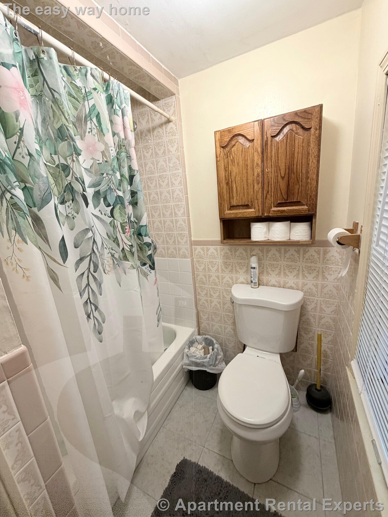 Building Photo - 4 St Mary Rd