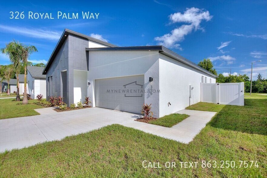Building Photo - 326 Royal Palm Wy