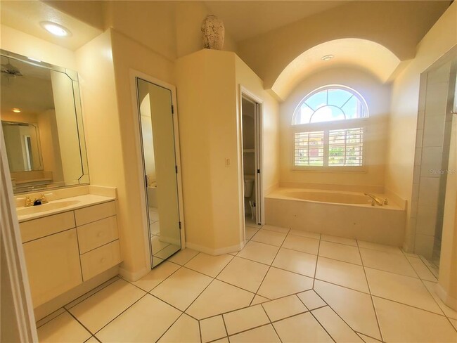Building Photo - 315 Caicos Dr