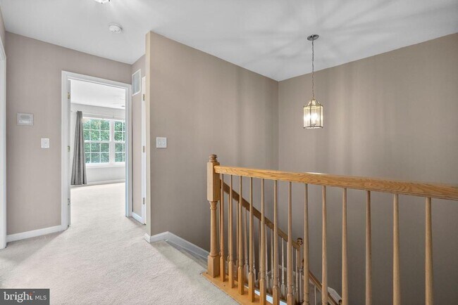Building Photo - 102 Penns Manor Dr