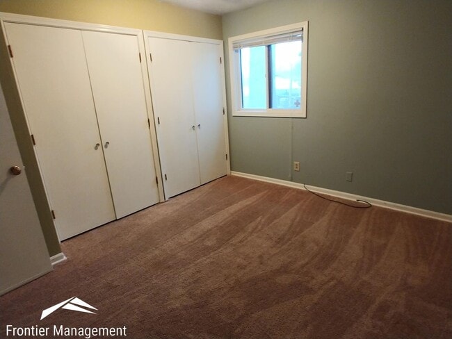 Building Photo - Spacious, Updated 3 Bedroom Home on the West Side of Town. Schedule a Showing Today!