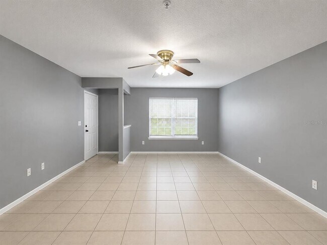 Building Photo - 112 Reserve Cir