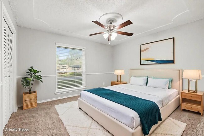 Building Photo - 4900 Ridgeline Dr
