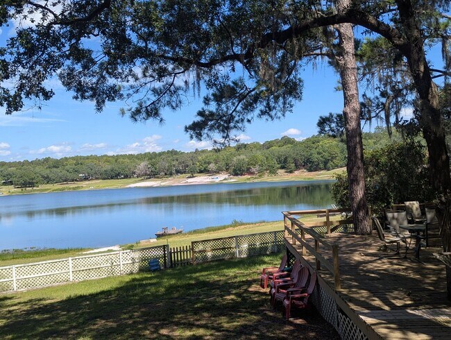 Building Photo - Lakefront Living on Little Lake Geneva – Main Home + Private In-Law Suite!