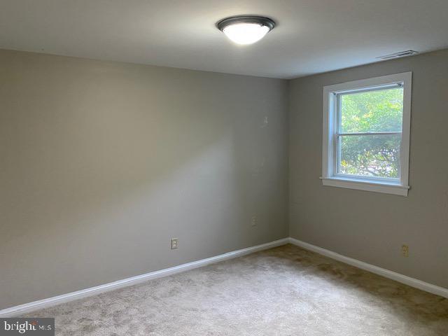 Building Photo - 2205 Colonial Woods Dr