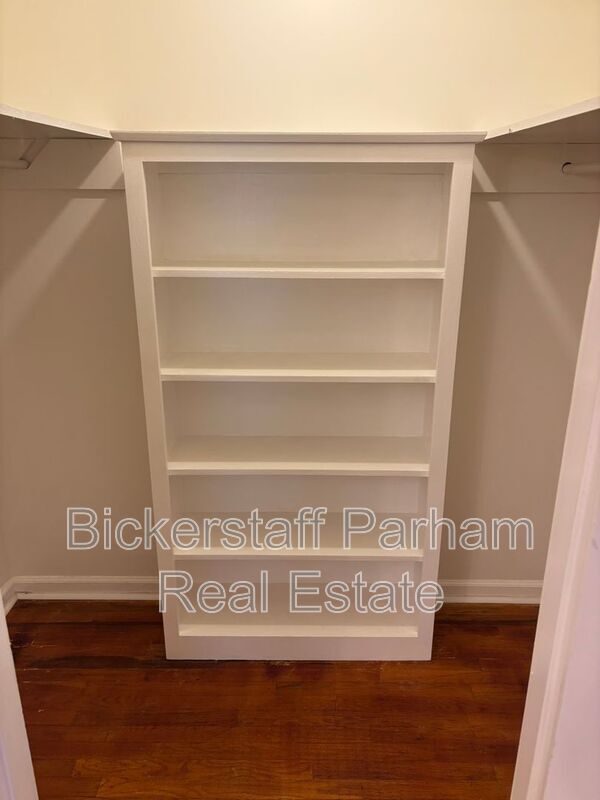 Building Photo - 5410 Kennedy St