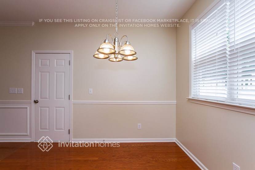 Building Photo - 8907 Cinder Ln