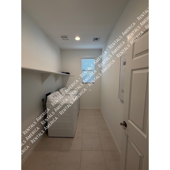 Building Photo - 14750 W Gray Fox Trl