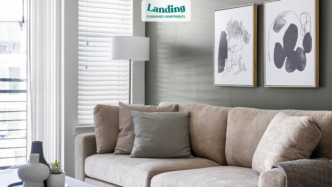 Building Photo - 2021 Sullivan Ln