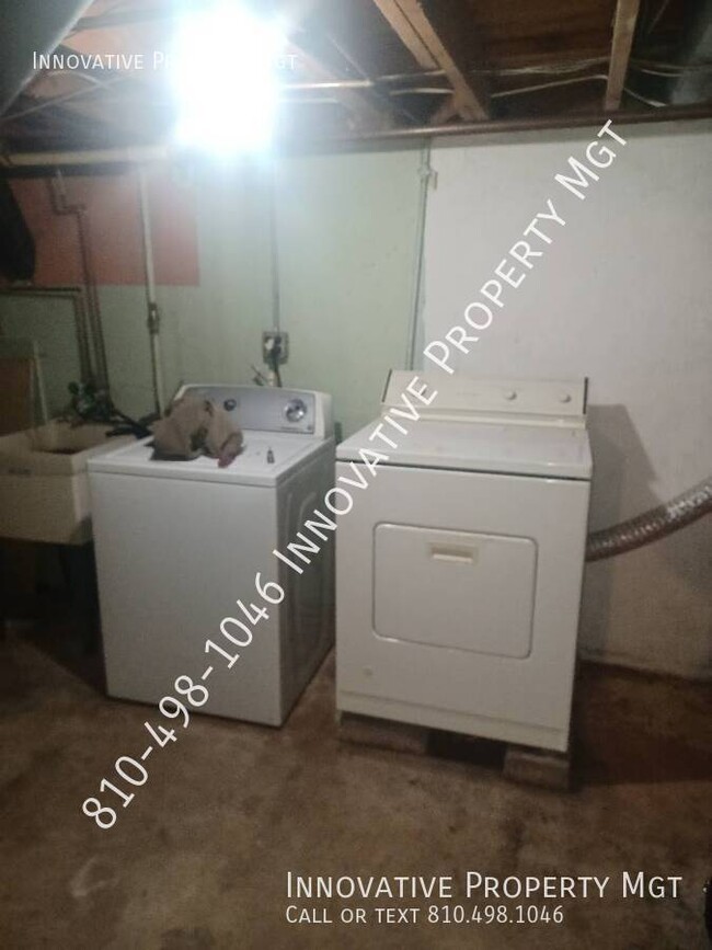 Building Photo - 3316 Windland Dr