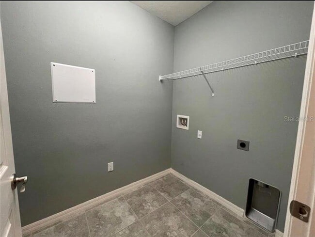 Building Photo - 3813 Carrick Bend Dr
