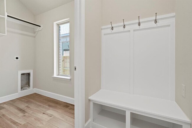 Building Photo - 16314 Rock Hollow Bend Ln