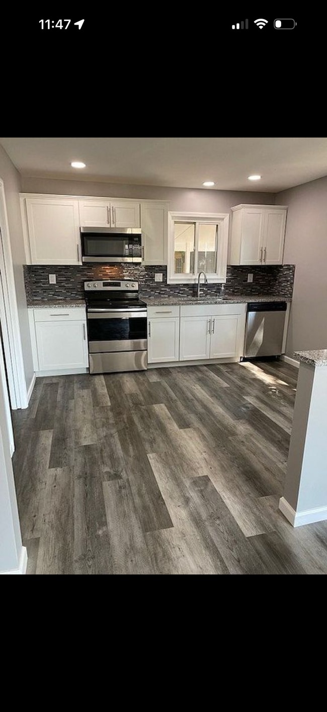 Building Photo - 7505 Affeldt St