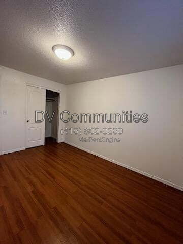 Building Photo - 2521 NW Cedar Ave