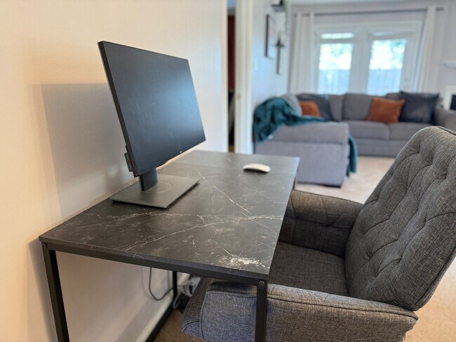 Building Photo - 148 Deer Hound Trail