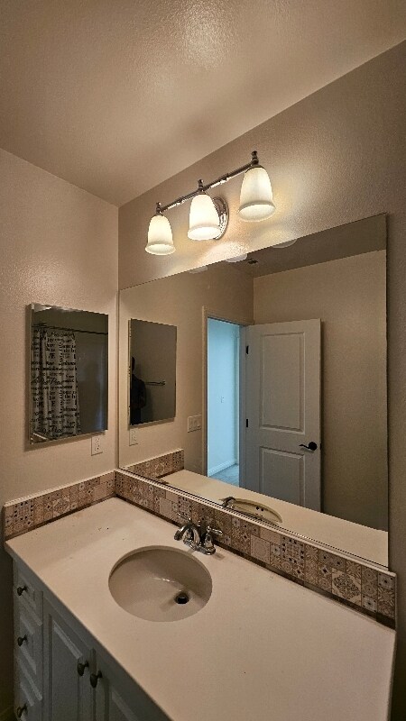 Building Photo - 16118 Veridian Cir