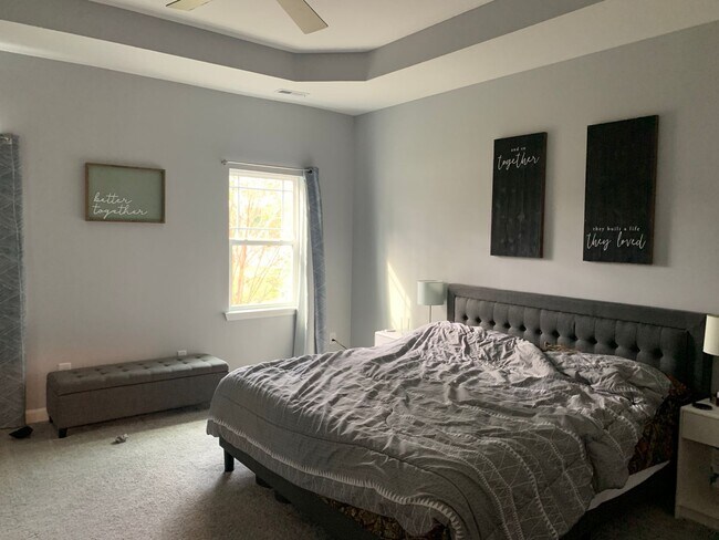 Building Photo - 153 Backfield Pl