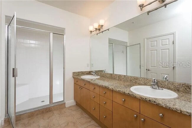 Building Photo - 638 Blue Taverna Ln