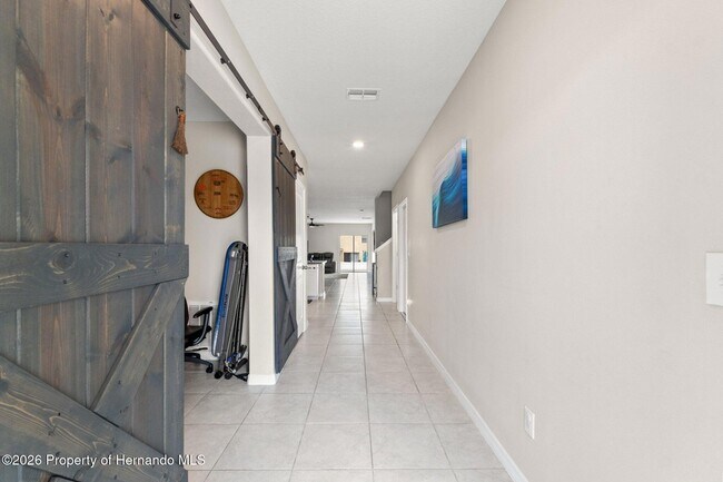 Building Photo - 194 Argyll Dr