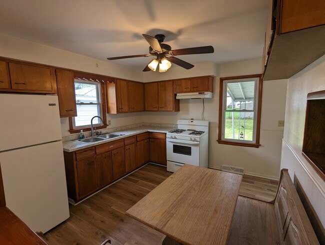 Building Photo - 4009 Fargo St