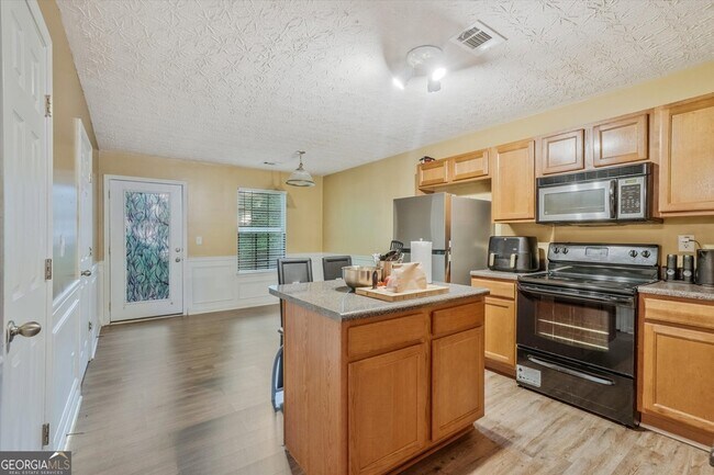 Building Photo - 2870 Vining Ridge Terrace