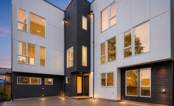Building Photo - 4425 Fremont Ave N