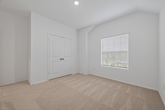 Building Photo - 3808 Moss Hl Rd