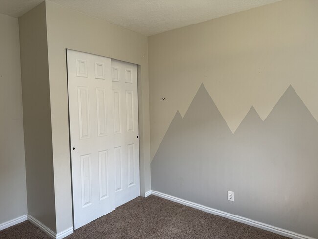 Building Photo - 4931 W Berry Creek Dr