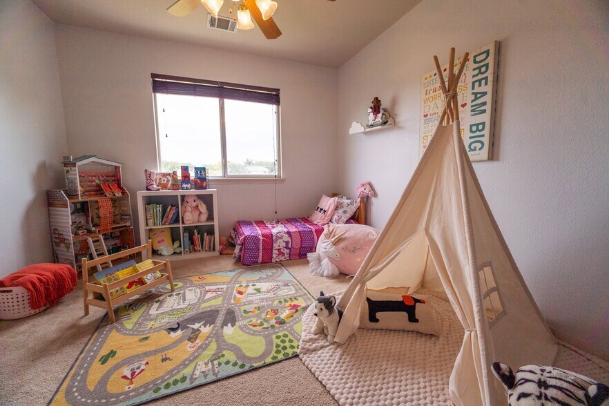 Building Photo - 3603 Blairstone