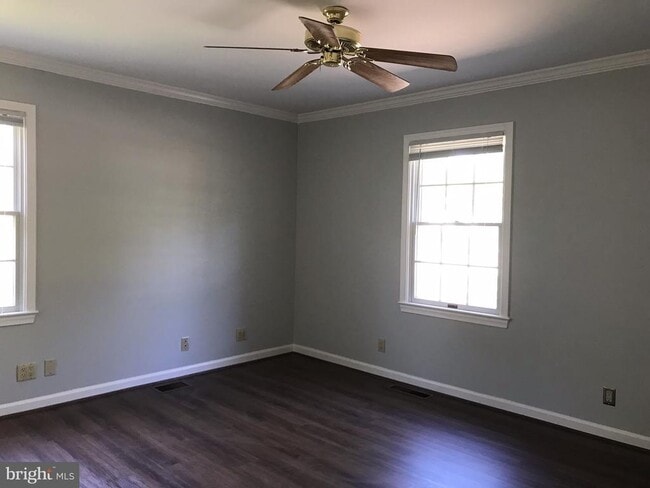 Building Photo - 3010 Strathmeade St