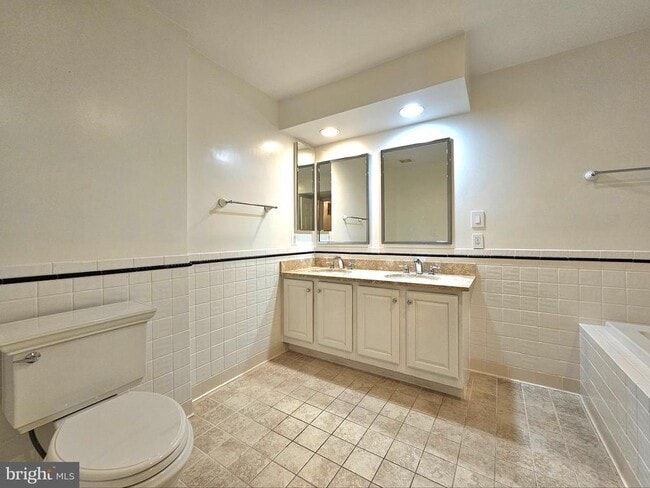 Building Photo - 315 Hearthstone Mews