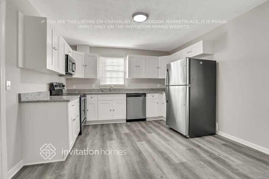 Building Photo - 2180 Riverbrook Rd