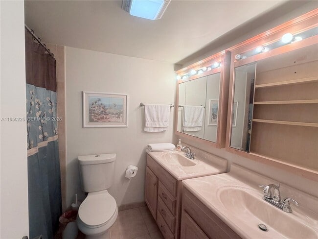 Building Photo - 5785 W 16th Ln