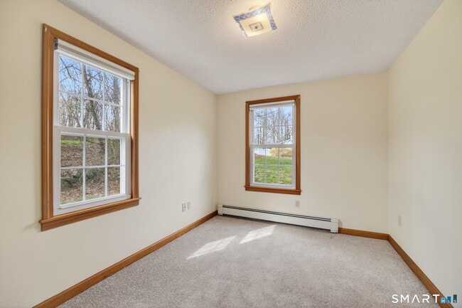 Building Photo - 329 Howd Rd