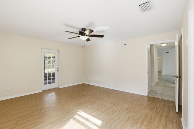 Building Photo - 3416 NW 63rd St