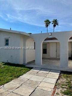 Primary Photo - 6181 SW 41st Ct