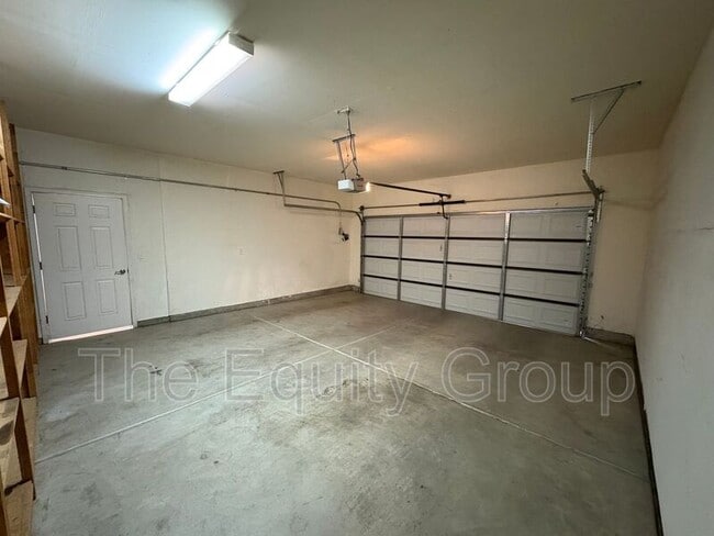 Building Photo - 1422 N PELAGO Ct