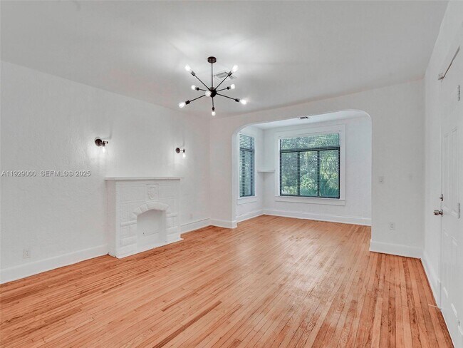 Building Photo - 1656 Polk St