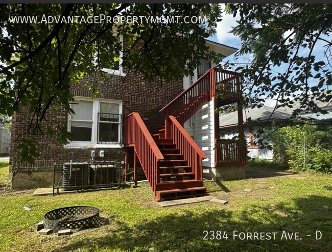 Building Photo - 2384 Forest Ave