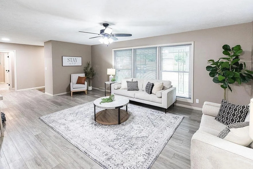 Building Photo - 2535 Saint Thomas Dr