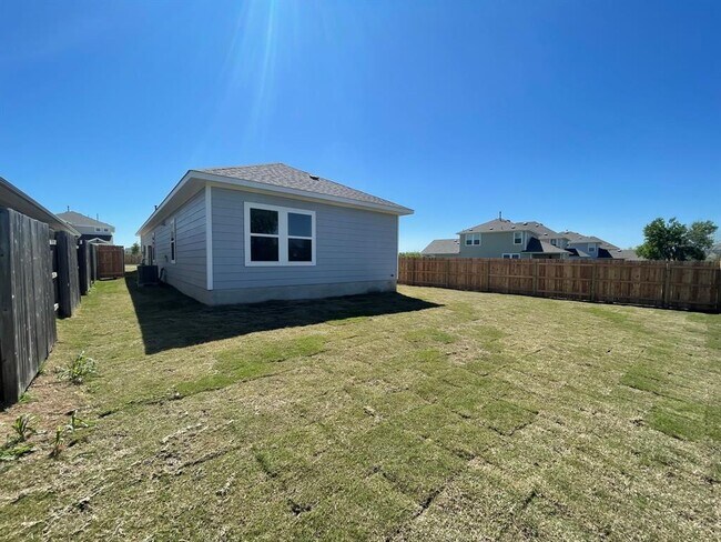Building Photo - 148 Free Stone Dr