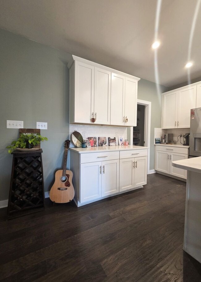 Building Photo - Executive home in Tarrington Subdivision on quiet cul-de-sac lot.