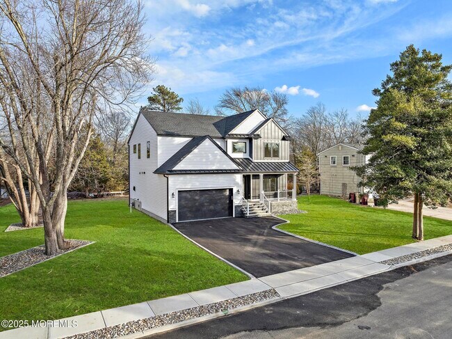 Building Photo - 239 Berkeley Dr