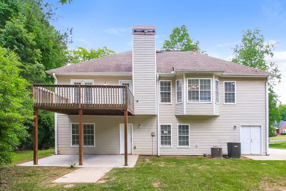 Building Photo - 155 Byington Dr