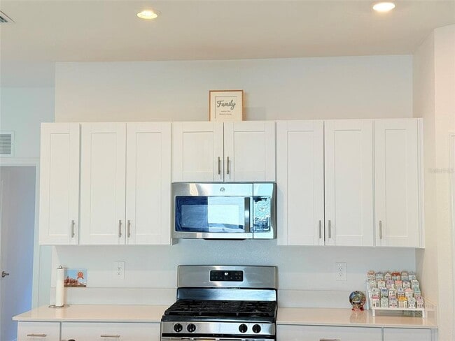 Building Photo - 35080 Brackett Bnd