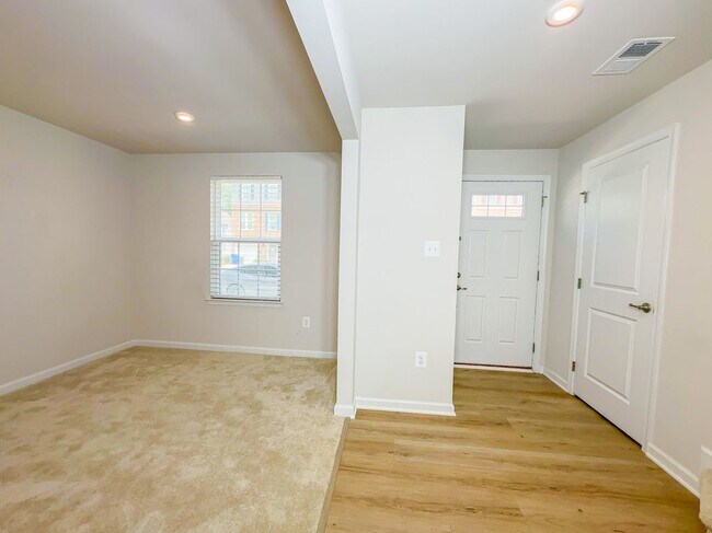 Building Photo - 72 Caswell Dr